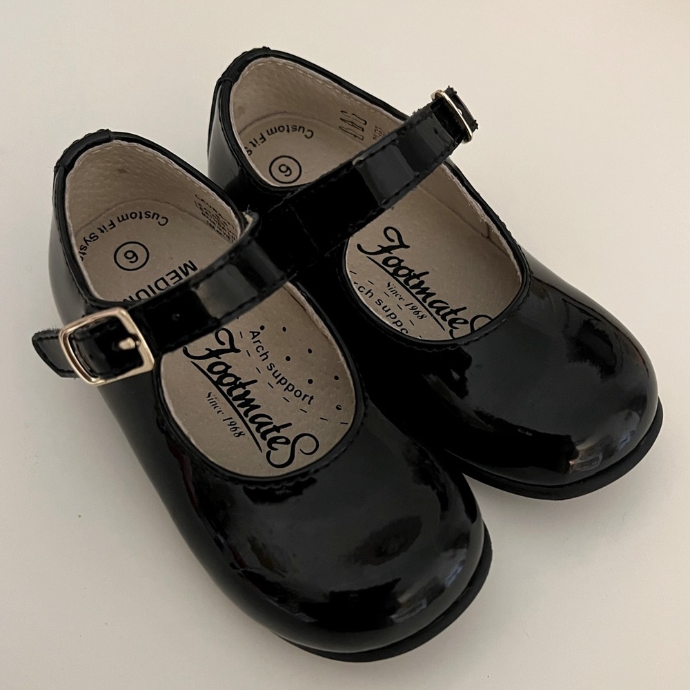 NWOT Footmates Laura-3136 Black Patent Leather Mary Jane shoes size Toddler 6.0